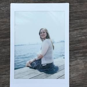 Meet your Posher, Lia